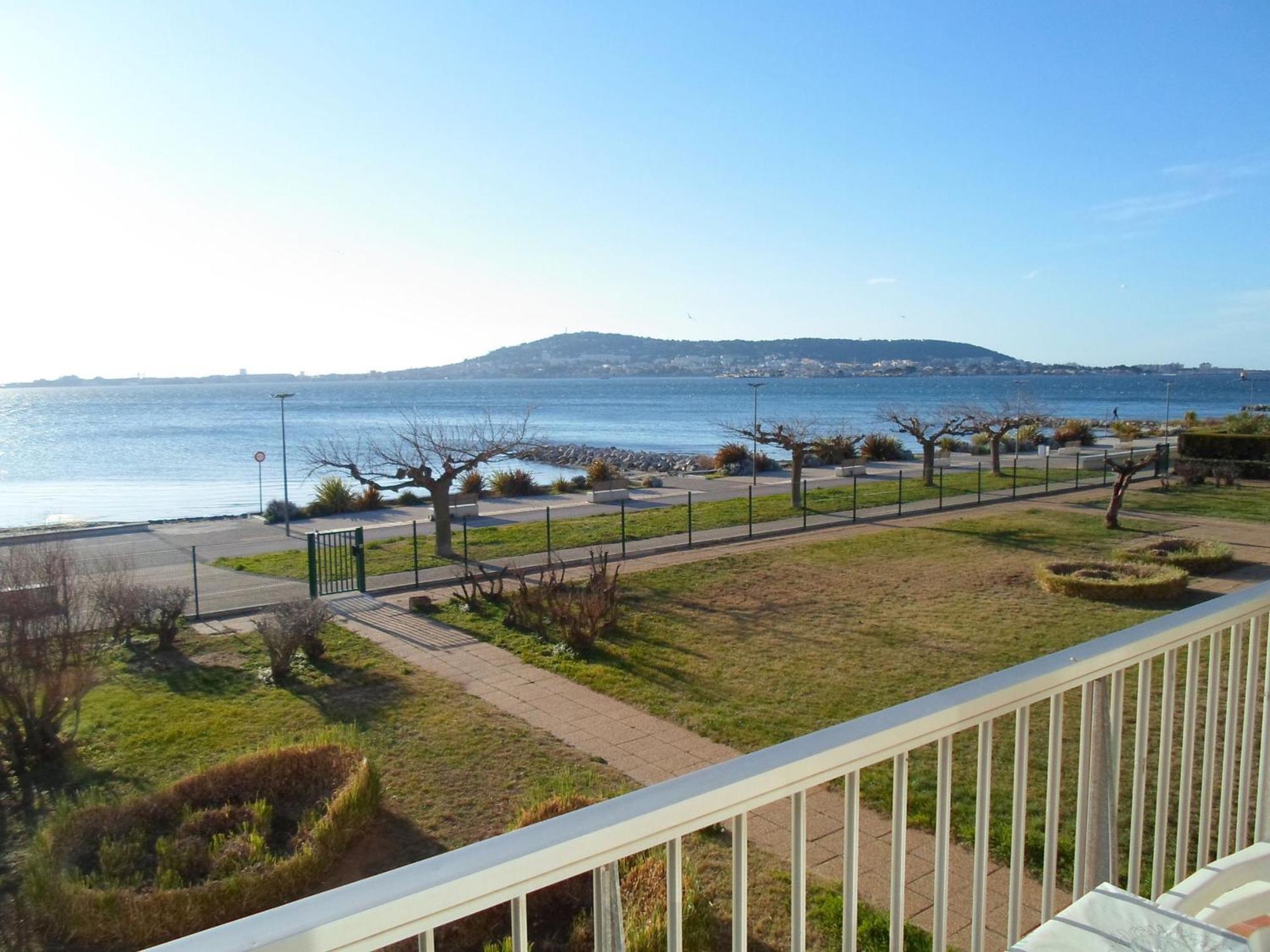 Appartement 2 Etoiles Proche Thermes, Animaux Admis - Fr-1-503-20 Balaruc-les-Bains Bagian luar foto